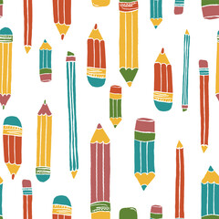 Pencils seamless pattern. Hand drawn crayons collection. Colorful elements. Kids style drawing pencil. Doodle crayon. Cute wallpaper. Vector illustration on white background 