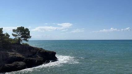 Canvas Print - coast of the sea