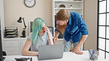 Wall Mural - Man and woman boss and employee saying bad words at office