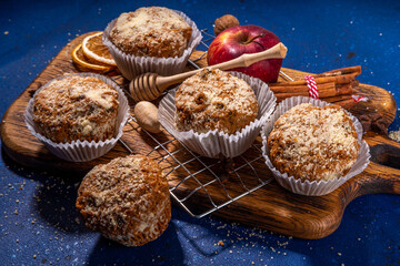 Wall Mural - Apple pie crumble muffins