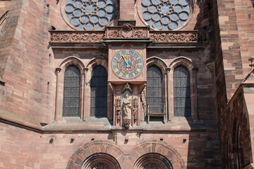 Wall Mural - notre-dame cathedral in strasbourg in alsace (france)