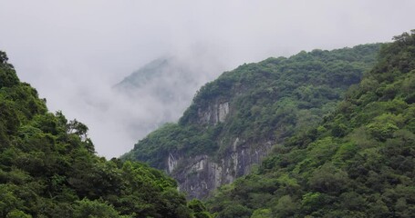 Poster - Mountain with sea of the cloud