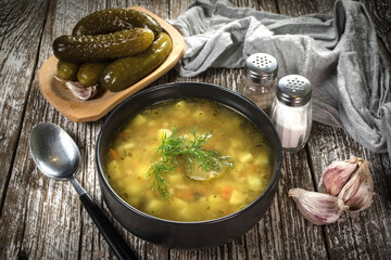 Canvas Print - Vegetarian cucumber soup.