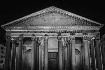 Wall Mural - Roma at night