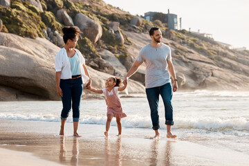 Poster - Family, beach and holding hands, parents and child with travel and bonding, love and walking together outdoor. Vacation, ocean and happy people in nature, man and woman with kid, sun and adventure