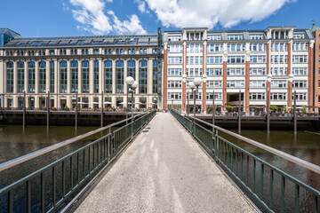 Wall Mural - Kaisergalerie shopping arcade along the Bleichenfleet canal in Hamburg, Germany