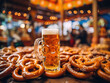 Fotografía de una vibrante celebración de Oktoberfest, con abundancia de cerveza y pretzels.