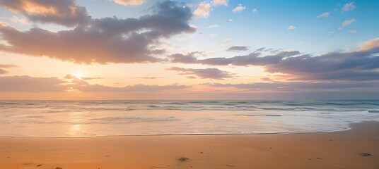 Wall Mural - 青空とオレンジ色の夕焼けがグラデーションするビーチの美しい風景