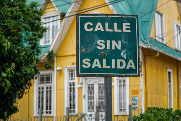 Spanish street sign warning 'Calle Sin Salida' - Dead End.