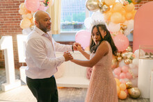 Happy Father / Daughter Dance During Quinceanera 