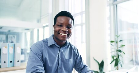 Fototapete - Smile, face and black man in office at laptop, confidence and internet search for article research. Happy businessman at desk with computer, copywriting or blog writer in online journalism in Africa.