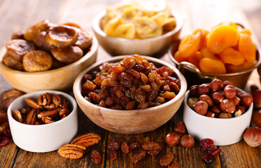 Wall Mural - assorted of dried fruits- almond,raisin,apricot,cashew