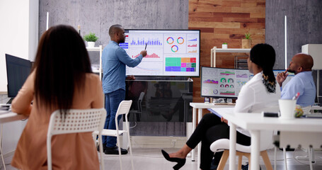 Poster - Corporate Training Presentation In Classroom