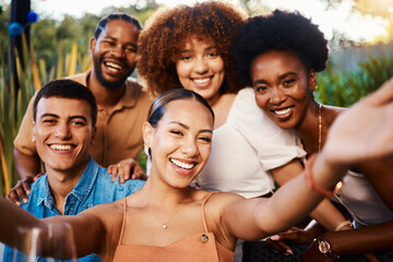 Canvas Print - Smile, portrait and selfie of friends at cafe, bonding and happy memory at sunset. Face, group and profile picture at restaurant, influencer and fun photography at party celebration on social media