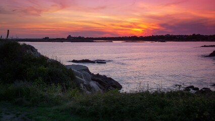 Canvas Print - Scenic sunset over the sea, southern point of Newport, Rhode Island