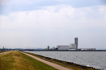 Wall Mural - Uniper powerplant Maximacentrale in Lelystad along the IJsselmeer shore