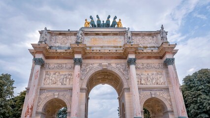 Canvas Print - Close-up shot of the iconic Arc de Triomphe located in Paris, France