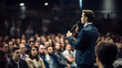 © Gautier Normand - Une personne qui prend la parole en public à une conférence.