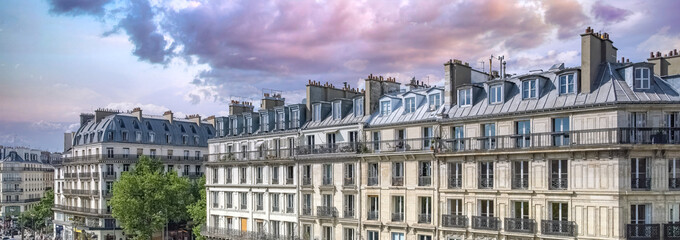 Sticker - Paris, beautiful buildings rue de Rivoli, in the historic center
