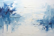 Ölmalerei mit abstrakten haptischen dynamischen Linien von Pinselstrichen und plakativen Farbspachtelauftrag in Weiß und Blau auf Leinwand als winterliche Hintergrundtextur. 