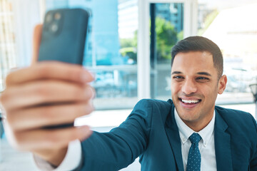 Aufkleber - Happy man, selfie in office and smile on face, confident lawyer with profile picture for social media. Photography, legal career and businessman at law firm, corporate attorney with pride in business