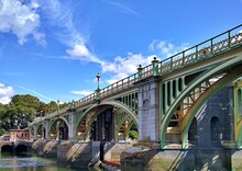Richmond Lock And Footbridge