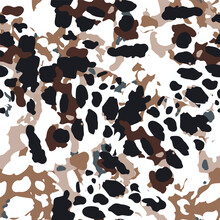 Creative Abstract Leopard Skin Seamless Pattern. Textured Camouflage Background. Trendy Animal Fur Wallpaper.