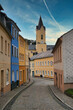 Schlossgasse mit Blick auf die Stadtkirche St. Michaelis, Bad Lobenstein, Thüringen, Deutschland