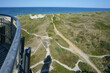 Ausblick vom Leuchtturm Lyngvig an der Nordseeküste von Dänemark über die Dünen ans Meer