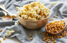 Tasty Salted Homemade Popcorn