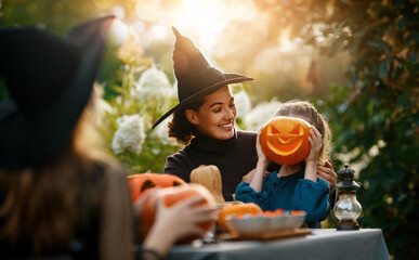 Wall Mural - family preparing for Halloween