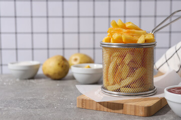 Wall Mural - Fried potato, tasty and fast food concept