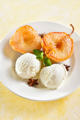 Wall Mural - Ice cream with poached pears