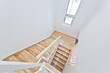© Daewan - You can feel the scent of autumn leaves every time you climb the stairs to the maple-colored wooden staircase