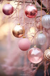 hängende rosafarbene Weihnachtskugeln, hanging pink christmas balls  