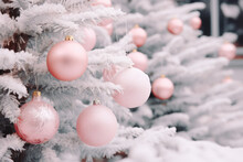 Schneebedeckte Tannenzweige Mit Rosa Weihnachtskugeln, Snow Covered Fir Branches With Pink Christmas Balls