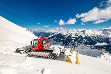 Austria, Vorarlberg,SnowplowonWalmendinger Horn Mountain