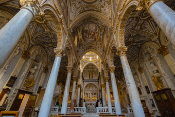 Wall Mural - GENOA, ITALY, MAY 23, 2023 - Inner of San Matteo church in the historic centre of Genoa, Italy