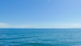 Fototapeta Sawanna - 青空と青い海