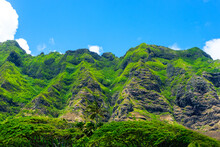 Fragmented Remnant Of The Koʻolau Volcano Slopes In The Ka'a'awa Valley Of Oahu, Hawaii