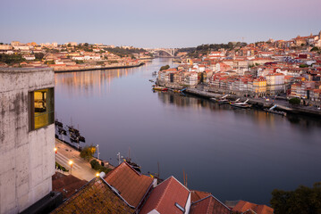 Vista da cidade do Porto e Gaia