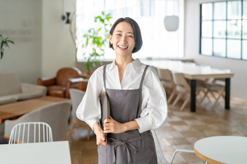 Poster - カフェ・女性スタッフ