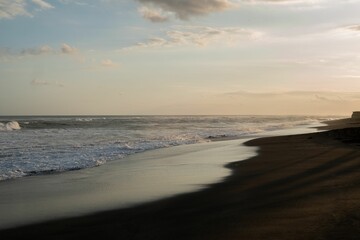 Poster - Tropical black Bali beach