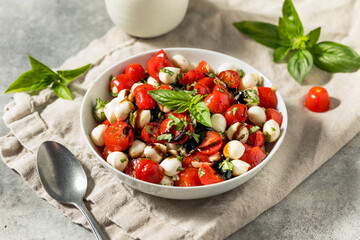 Canvas Print - Organic Healthy Caprese Salad with Mozzarella