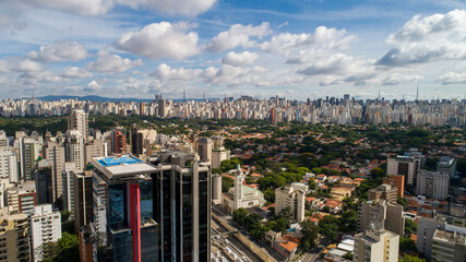 Aerial view of the Itaim Bibi neighborhood, with Av. Parque Paulista and Ibirapuera in the background