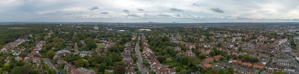 Wall Mural - London- Panoramic view of London residential houses from Wimbledon area SW19