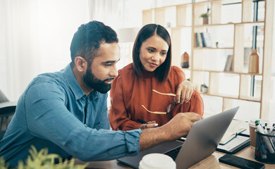 Aufkleber - Coworking, couple in office and working together for planning remote work startup strategy online. Small business, man and woman at desk on laptop, networking email and web research at digital agency