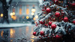 Festlicher Weihnachtsbaum mit Christbaumkugeln vor verschneiter Stadtlandschaft