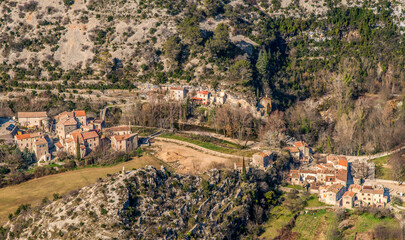 Sticker - Village de Navacelles au fond du cirque du même nom à Saint-Maurice-Navacelles, Hérault, France