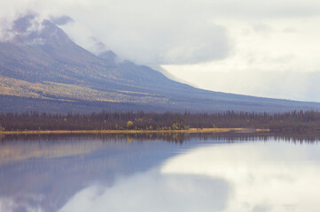 Canvas Print - Autumn lake